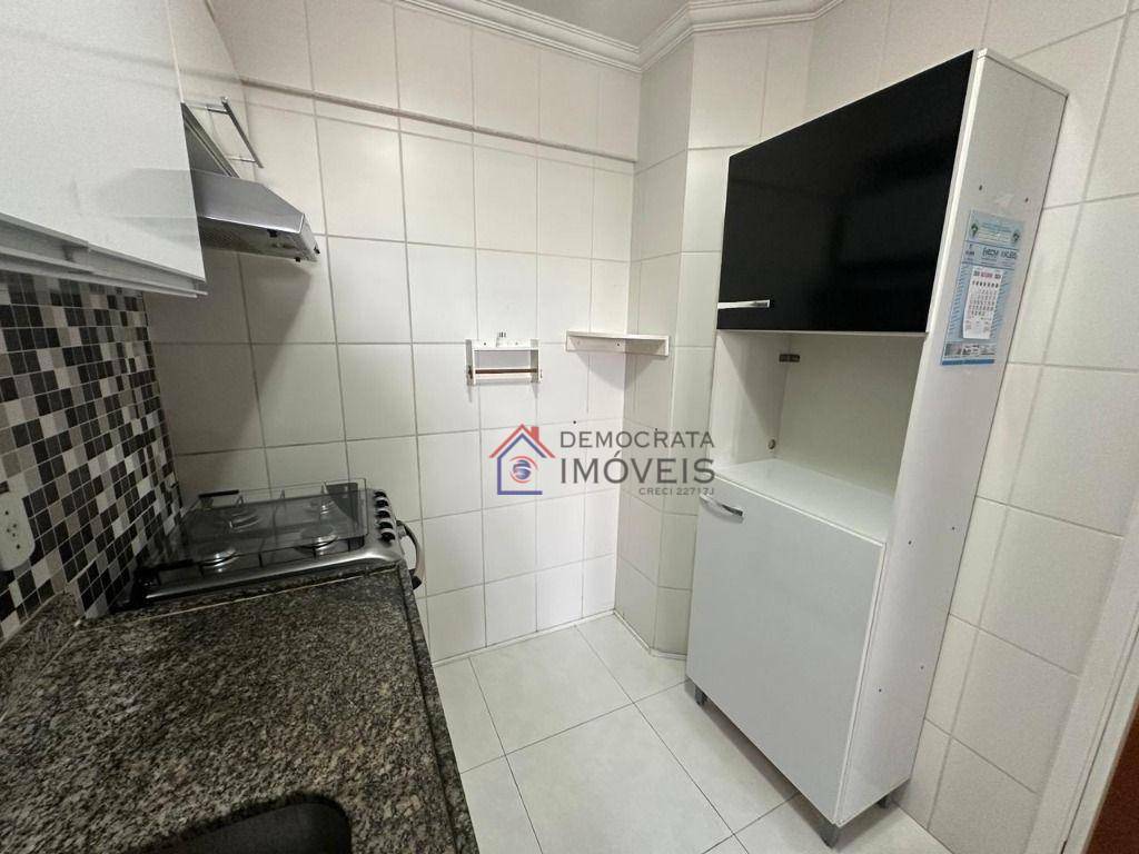 Apartamento à venda com 1 quarto, 43m² - Foto 6