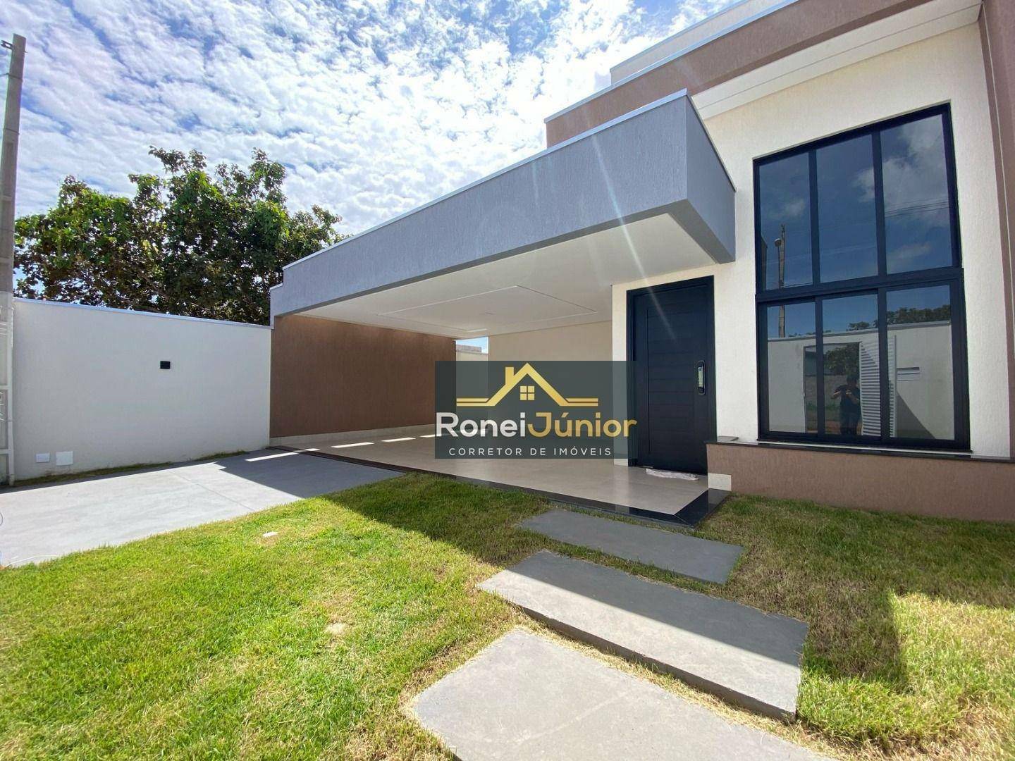 Casa à venda com 3 quartos, 159m² - Foto 1