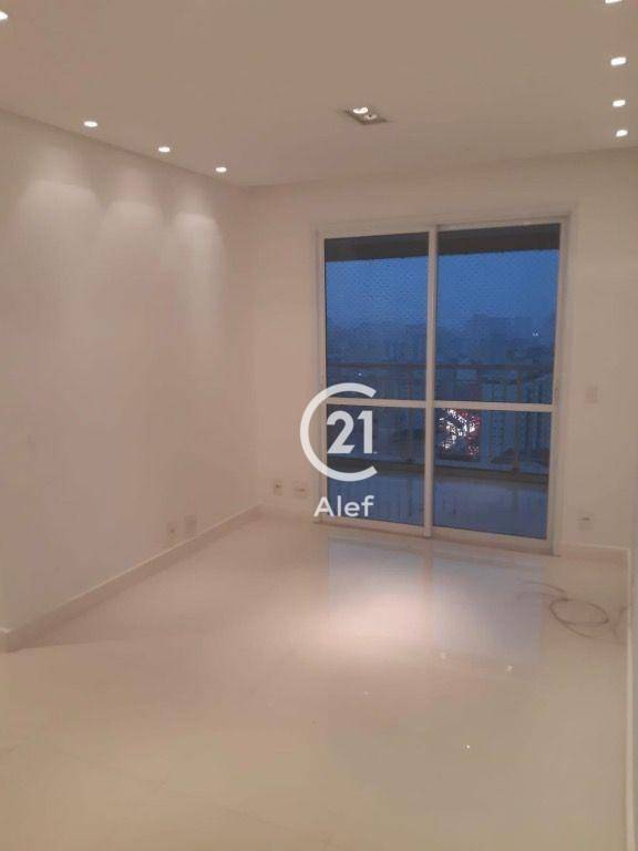 Apartamento à venda com 2 quartos, 67m² - Foto 21