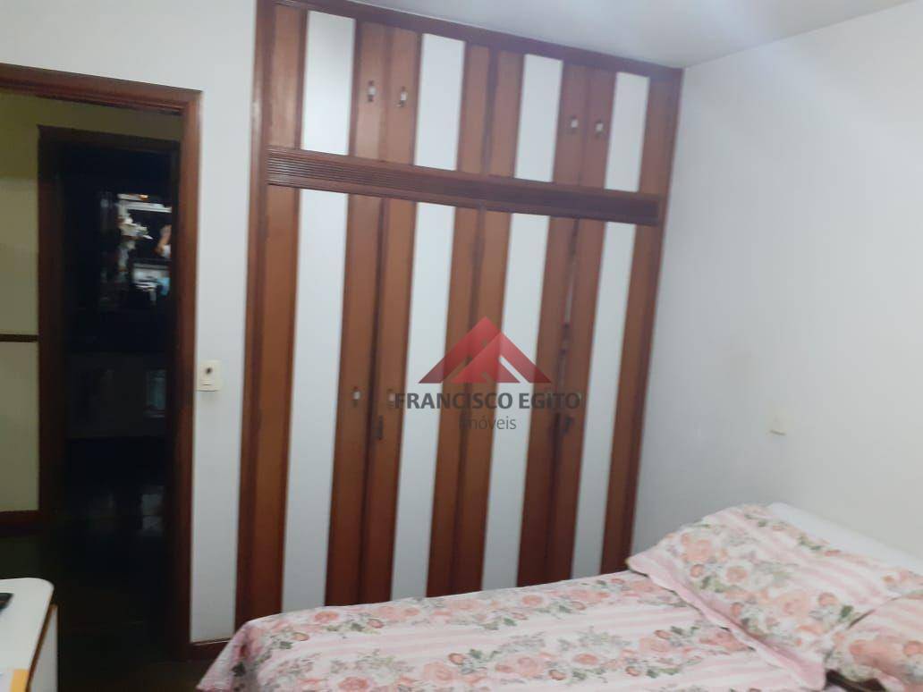 Cobertura à venda com 3 quartos, 300m² - Foto 11