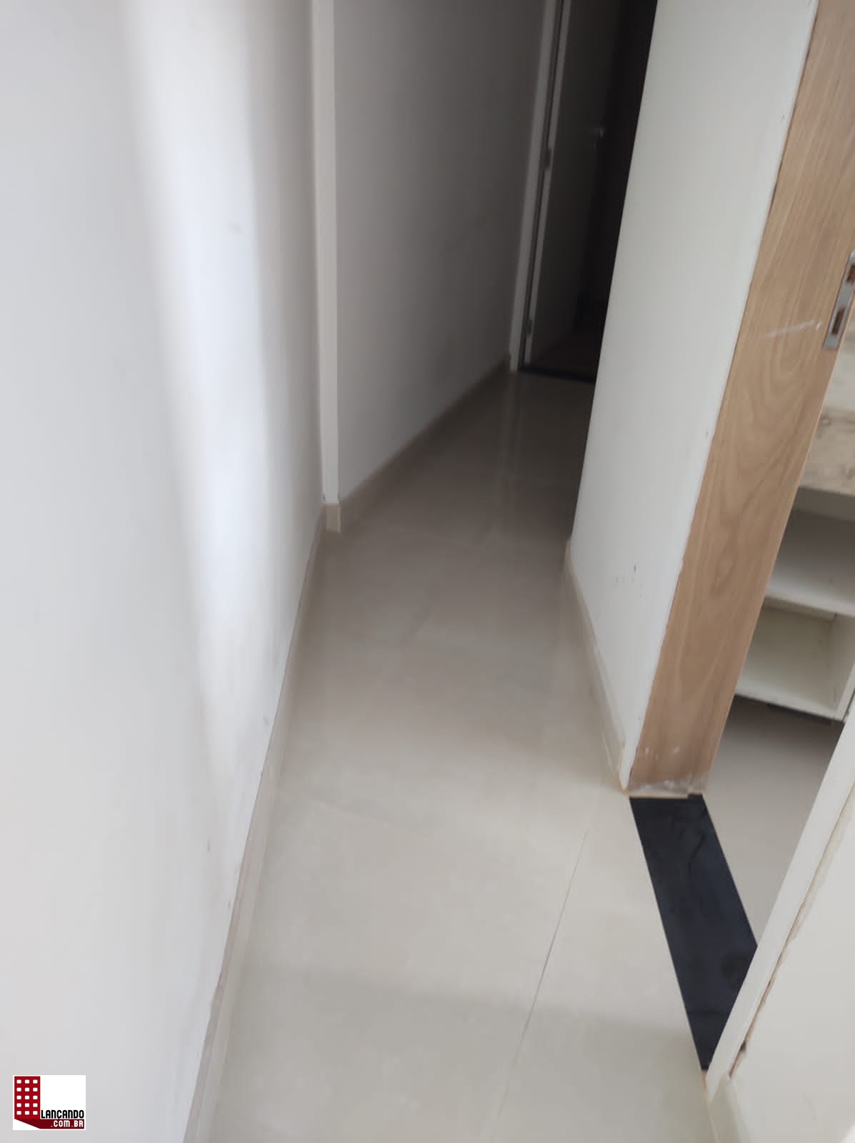 Apartamento à venda com 2 quartos, 76m² - Foto 4