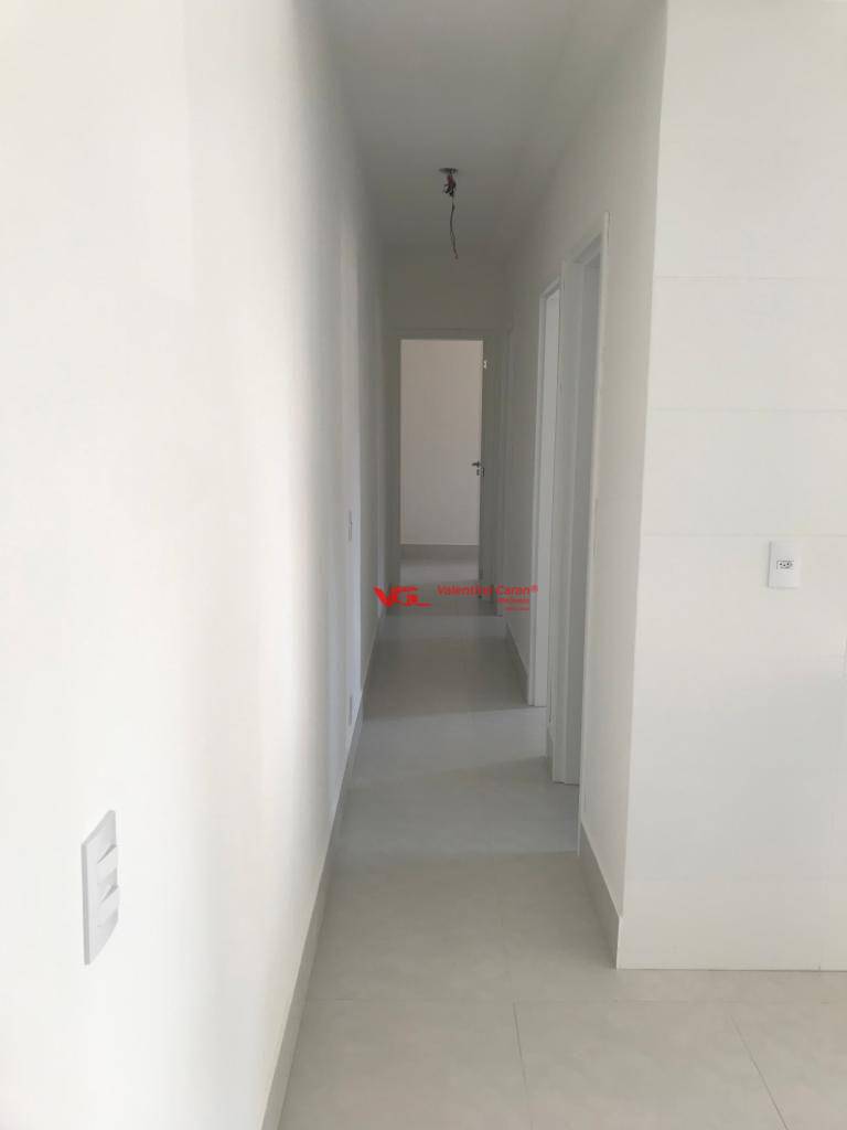 Apartamento à venda com 3 quartos, 63m² - Foto 4