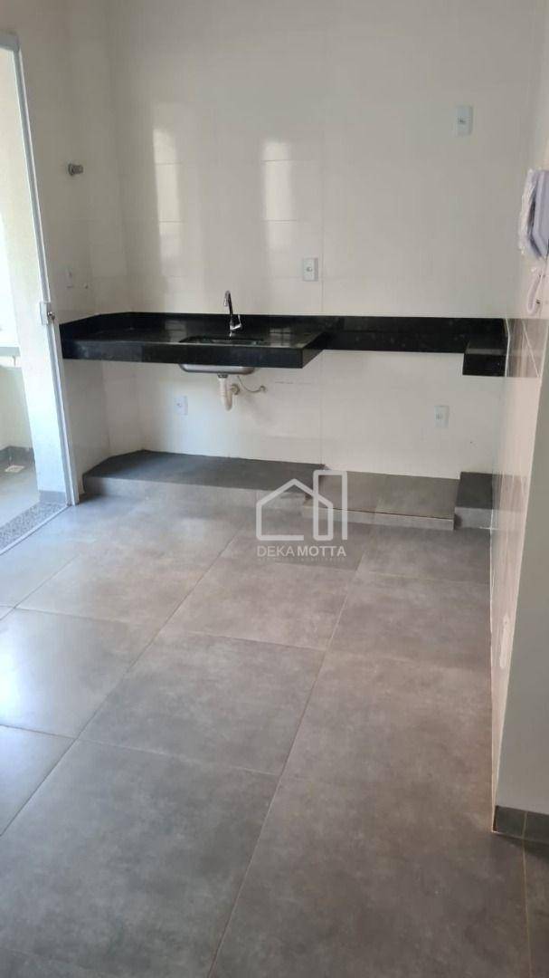 Apartamento à venda com 2 quartos, 63m² - Foto 1