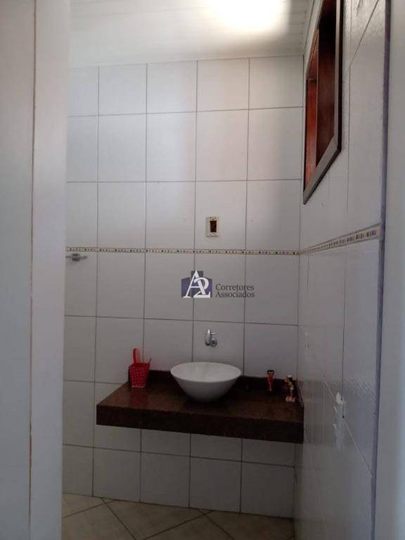 Casa à venda com 3 quartos, 250M2 - Foto 18