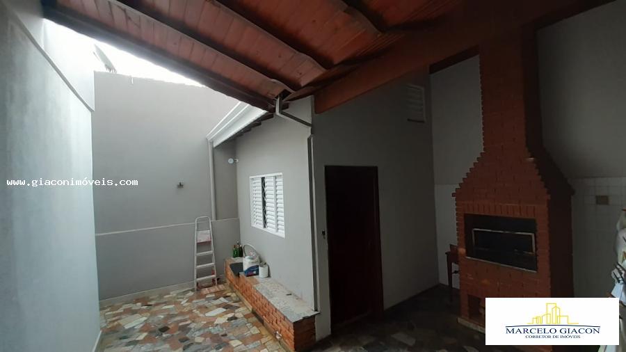 Sobrado à venda com 2 quartos, 193m² - Foto 11