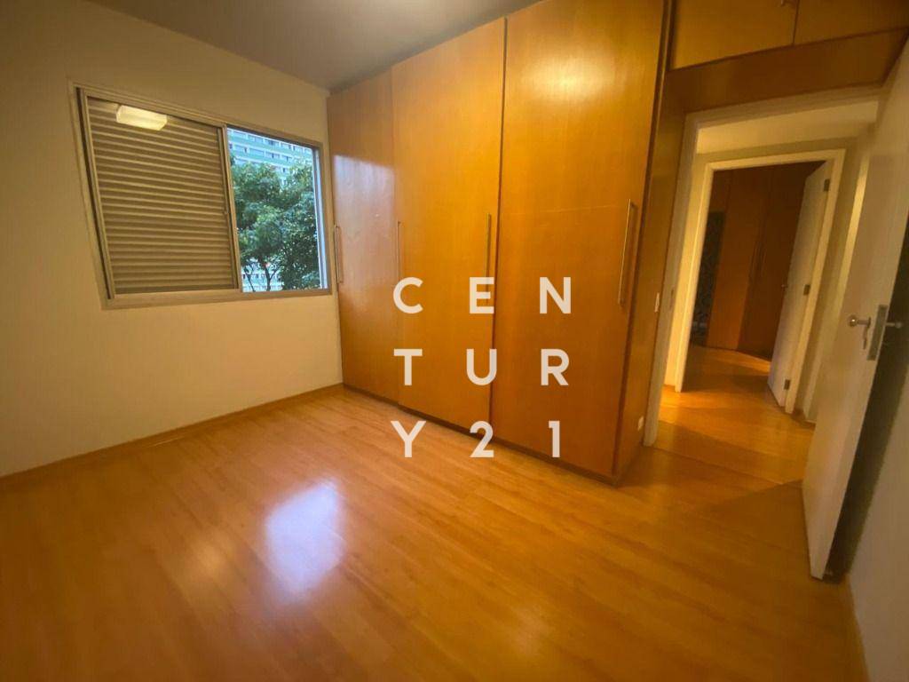 Apartamento à venda com 2 quartos, 75m² - Foto 12