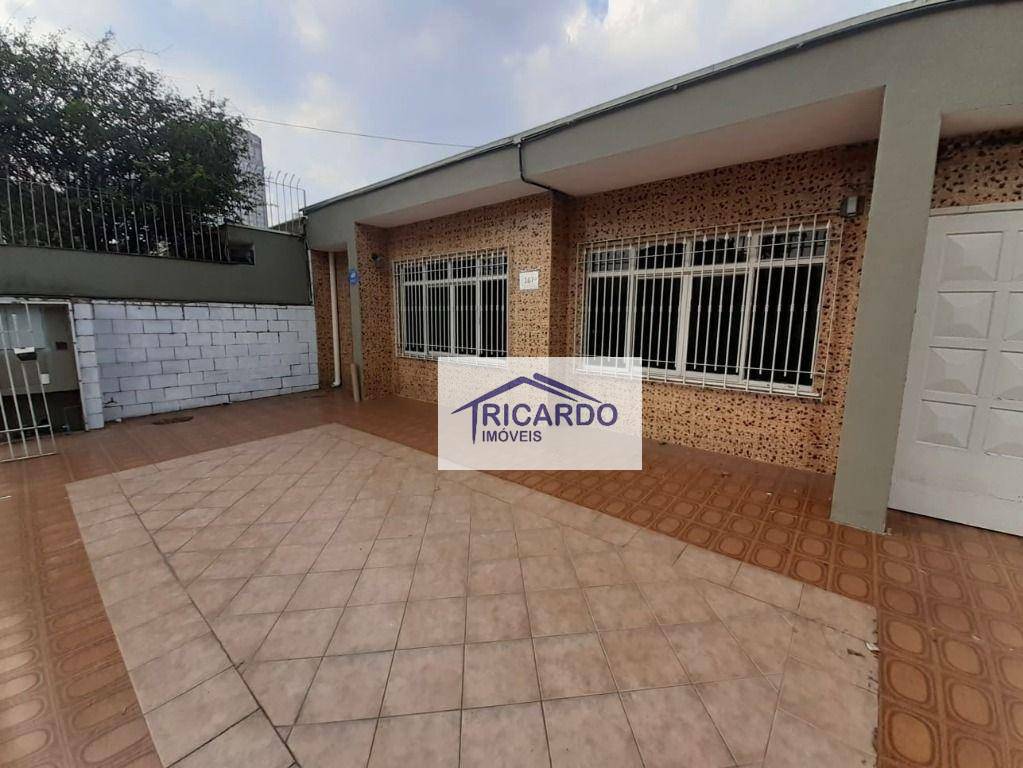 Casa para alugar com 4 quartos, 240m² - Foto 5