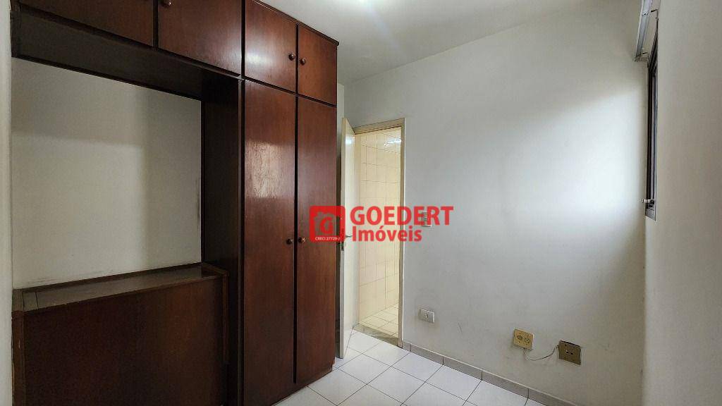 Apartamento para alugar com 4 quartos, 168m² - Foto 14