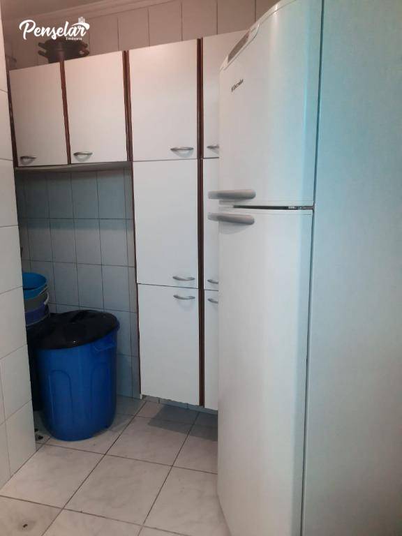 Casa à venda com 3 quartos, 128m² - Foto 8