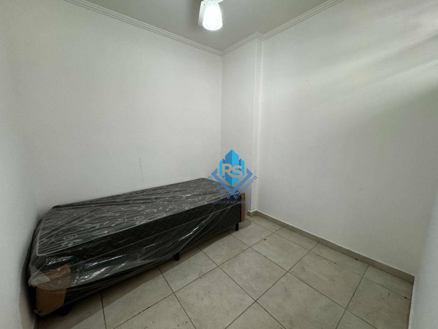 Apartamento à venda com 2 quartos, 75m² - Foto 9