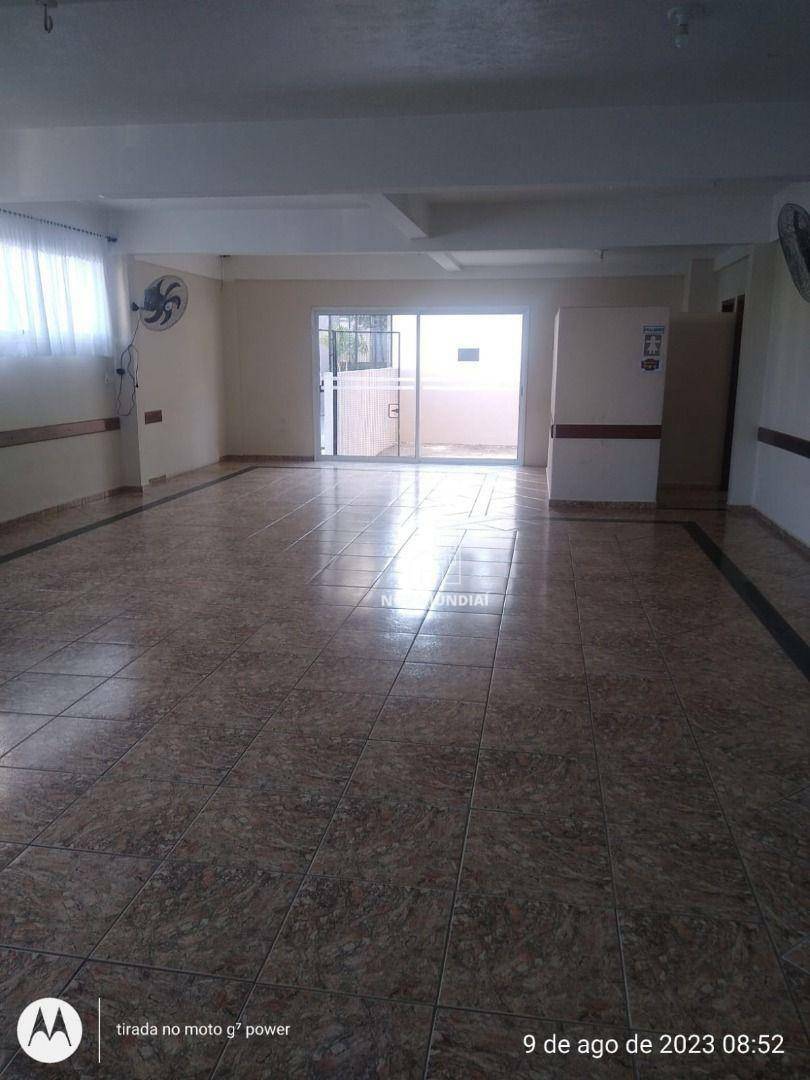 Apartamento à venda com 3 quartos, 70m² - Foto 2