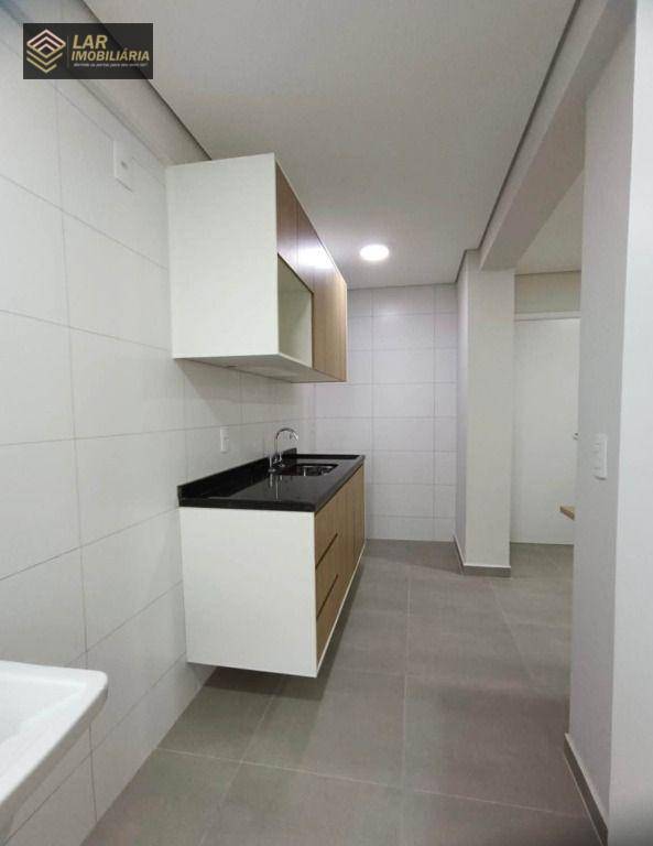 Apartamento para alugar com 3 quartos, 112m² - Foto 5