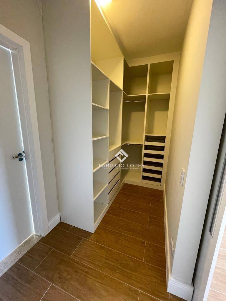 Casa à venda e aluguel com 3 quartos, 235m² - Foto 12