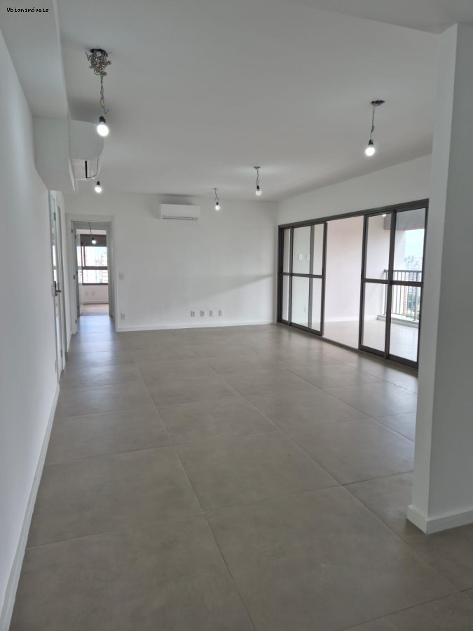 Apartamento à venda com 3 quartos, 139m² - Foto 22