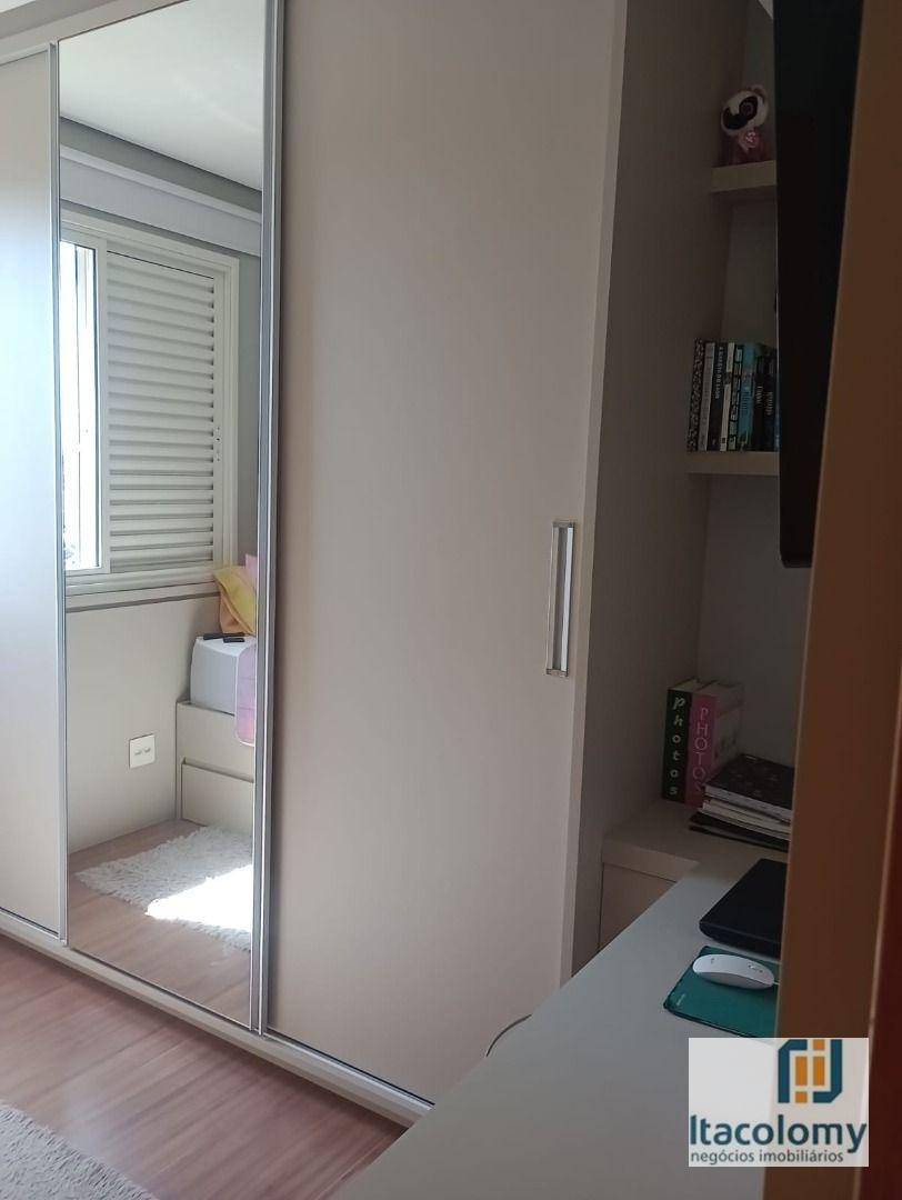 Apartamento à venda com 2 quartos, 100m² - Foto 5