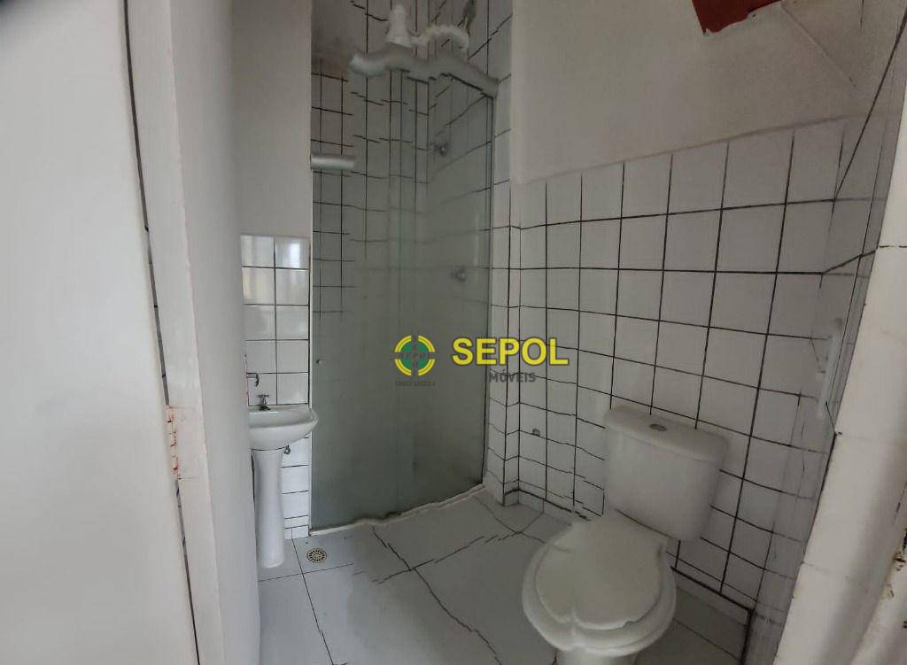 Apartamento para alugar com 1 quarto, 40m² - Foto 11