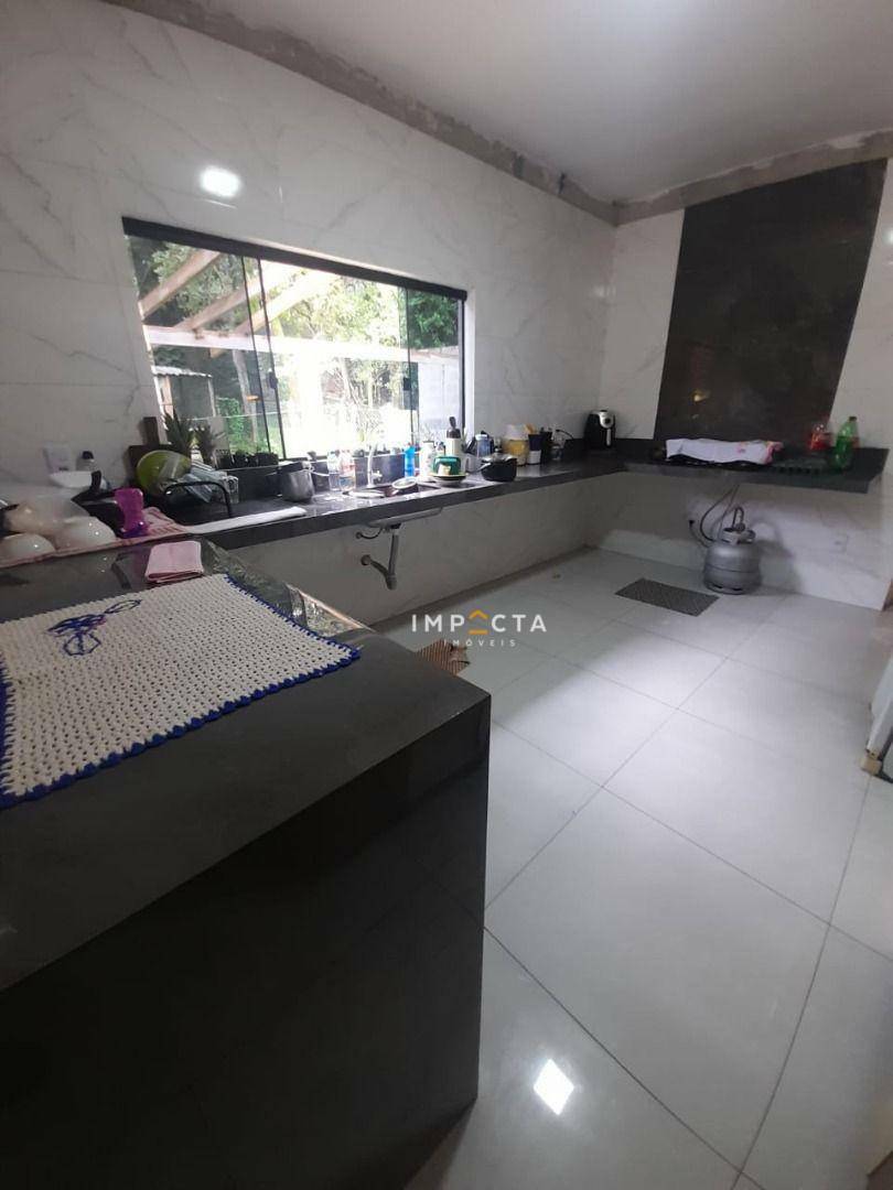 Chácara, 3 quartos, 600 m² - Foto 2