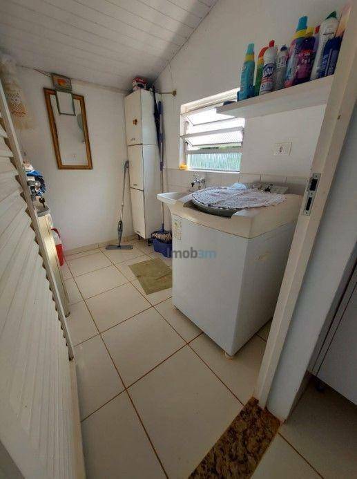 Chácara à venda com 3 quartos, 300m² - Foto 12