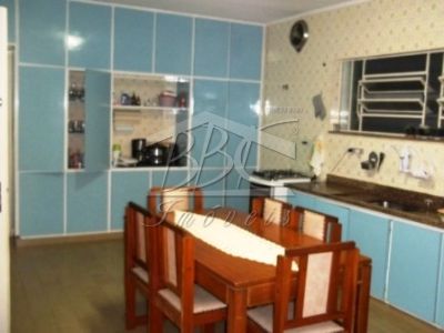 Casa à venda com 3 quartos, 245m² - Foto 5