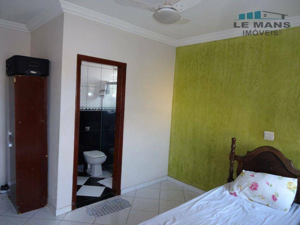 Casa à venda com 3 quartos, 170m² - Foto 25