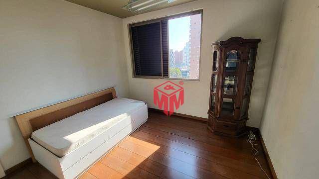 Apartamento à venda com 3 quartos, 244m² - Foto 29