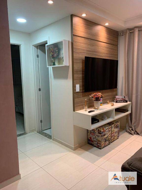 Apartamento à venda com 2 quartos, 57m² - Foto 1