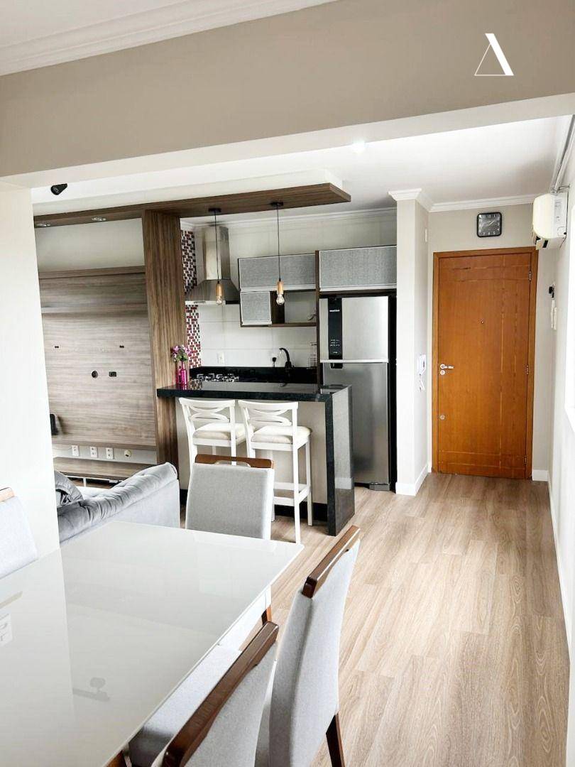 Apartamento, 2 quartos, 61 m² - Foto 2