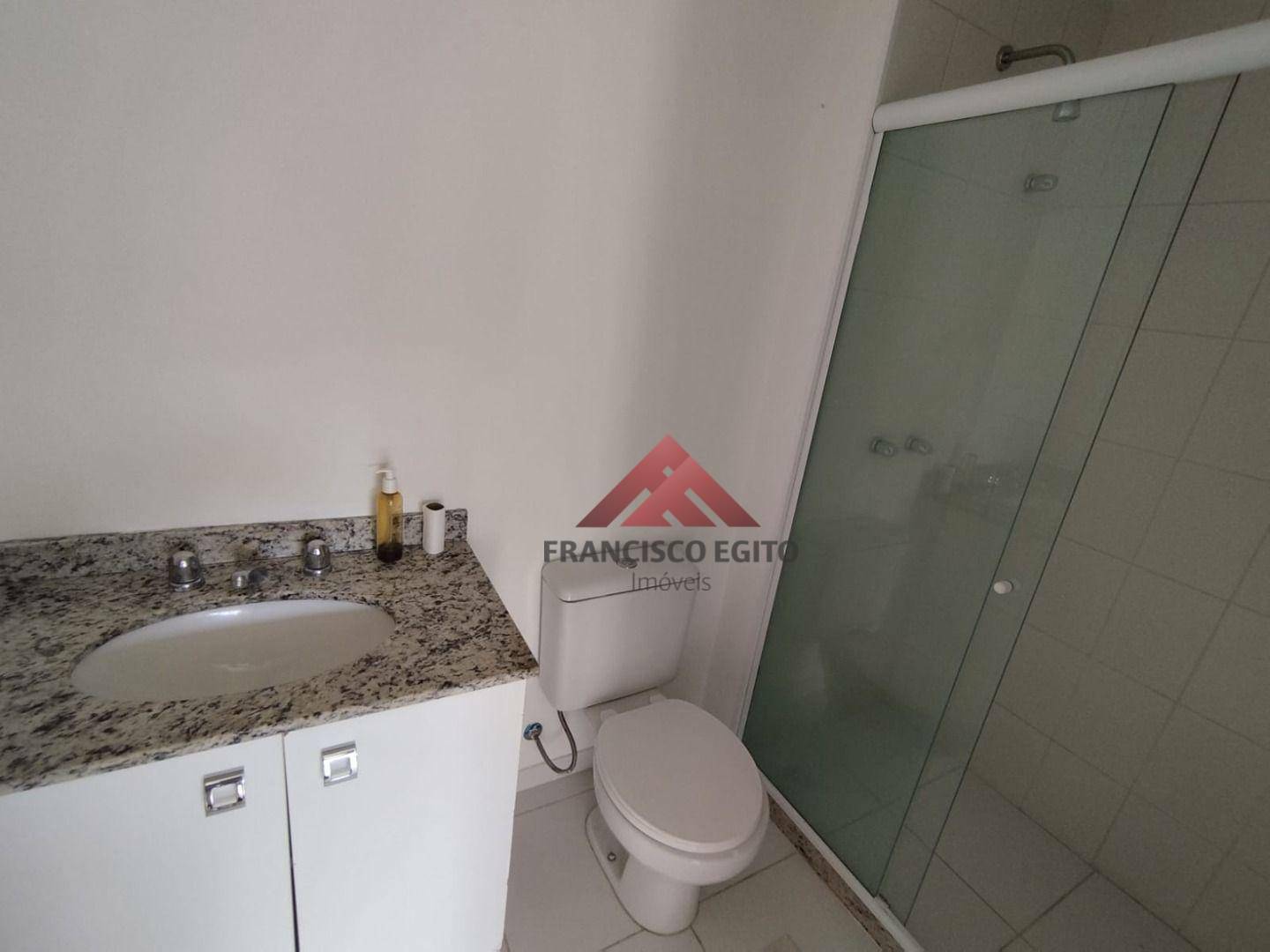 Apartamento à venda com 2 quartos, 68m² - Foto 9