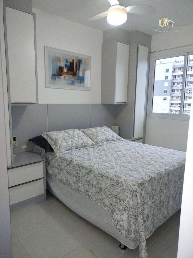 Apartamento à venda com 2 quartos, 58m² - Foto 11