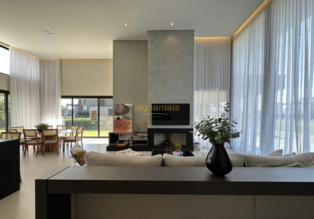 Casa de Condomínio à venda com 4 quartos, 270m² - Foto 6