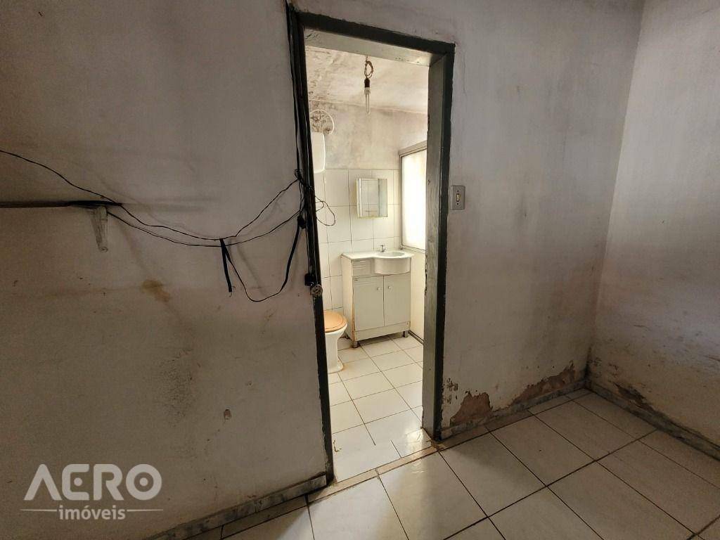 Casa à venda com 3 quartos, 203m² - Foto 10