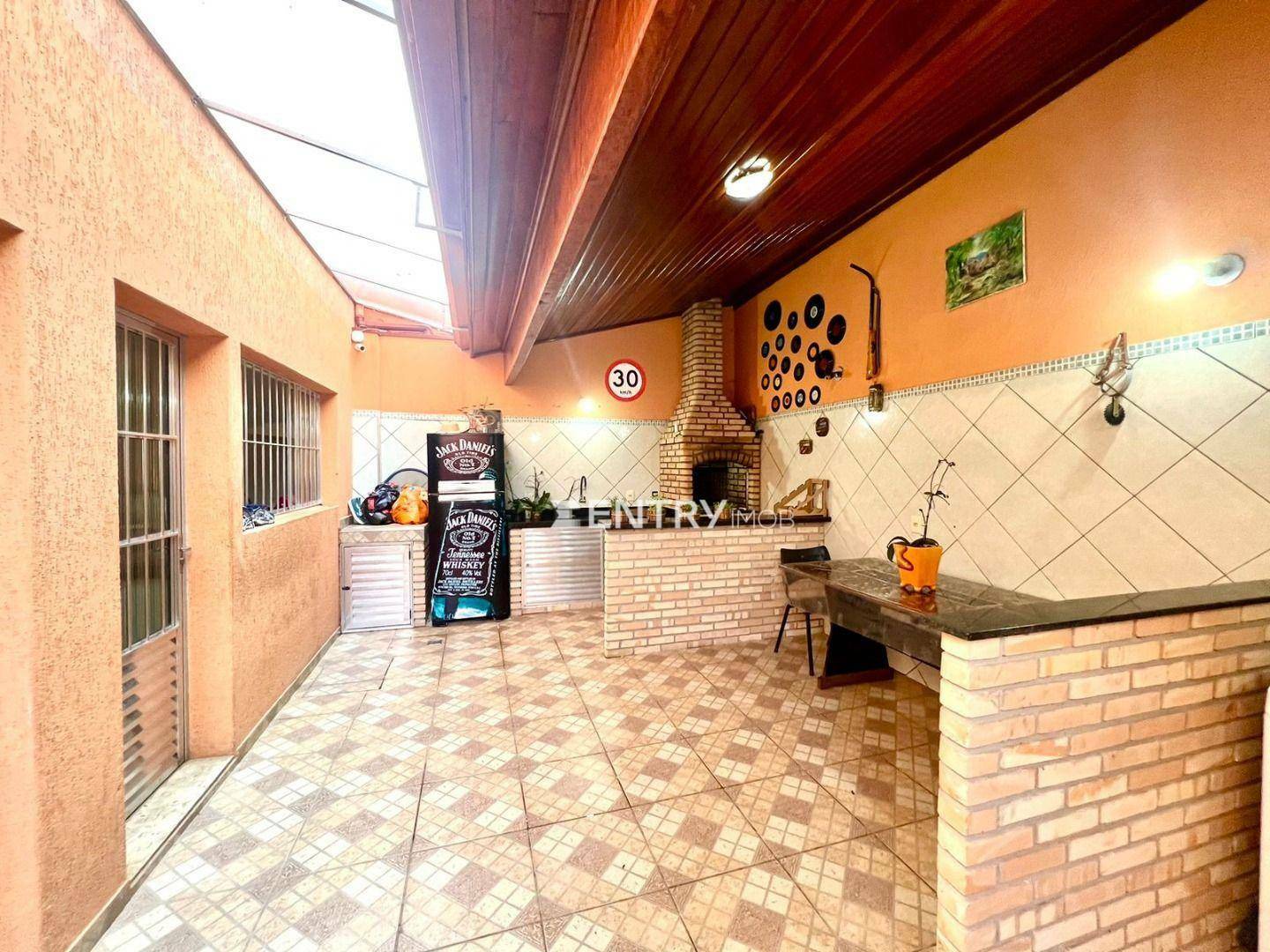 Casa à venda e aluguel com 3 quartos, 450m² - Foto 11