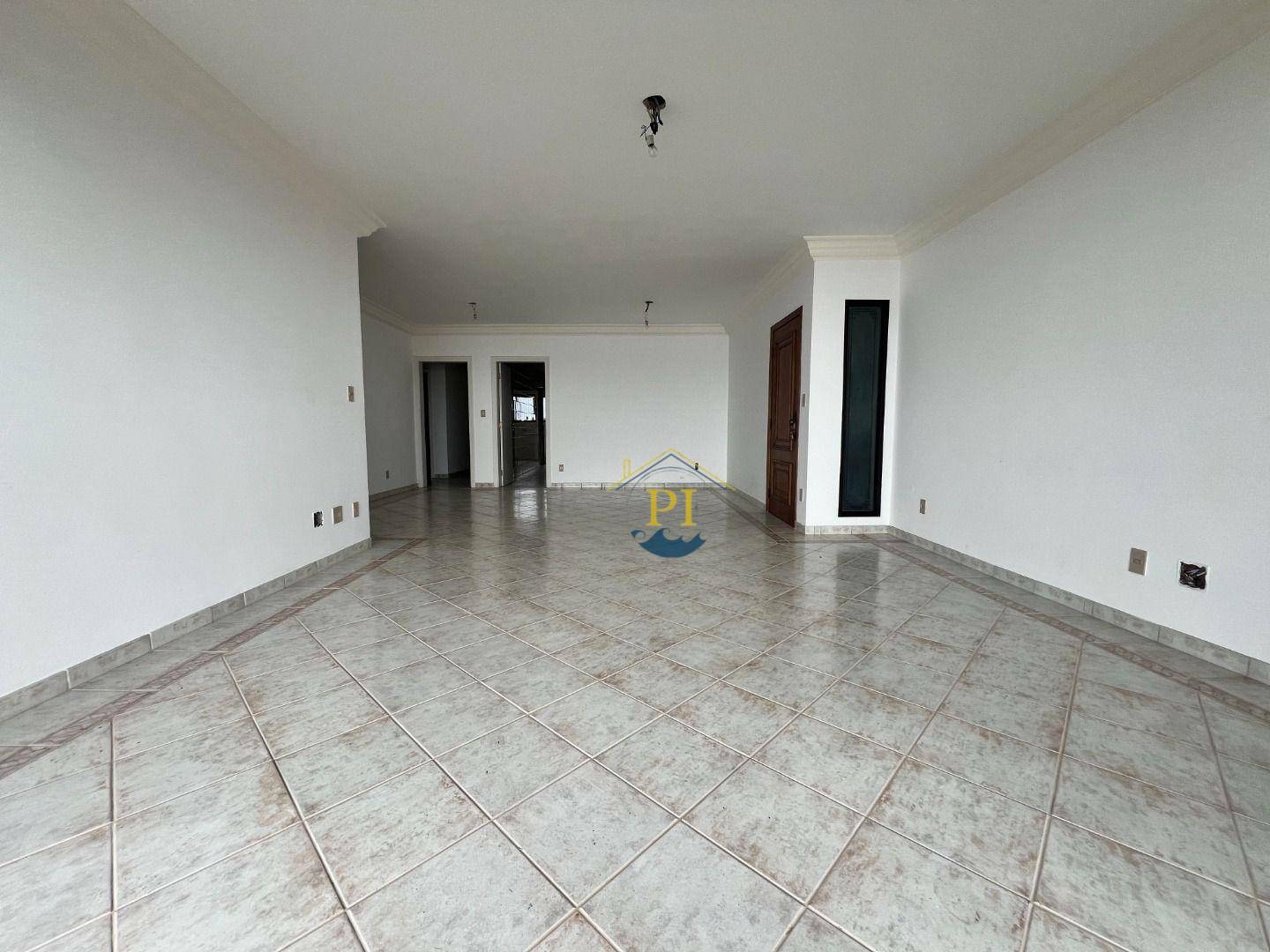 Apartamento à venda com 3 quartos, 185m² - Foto 4