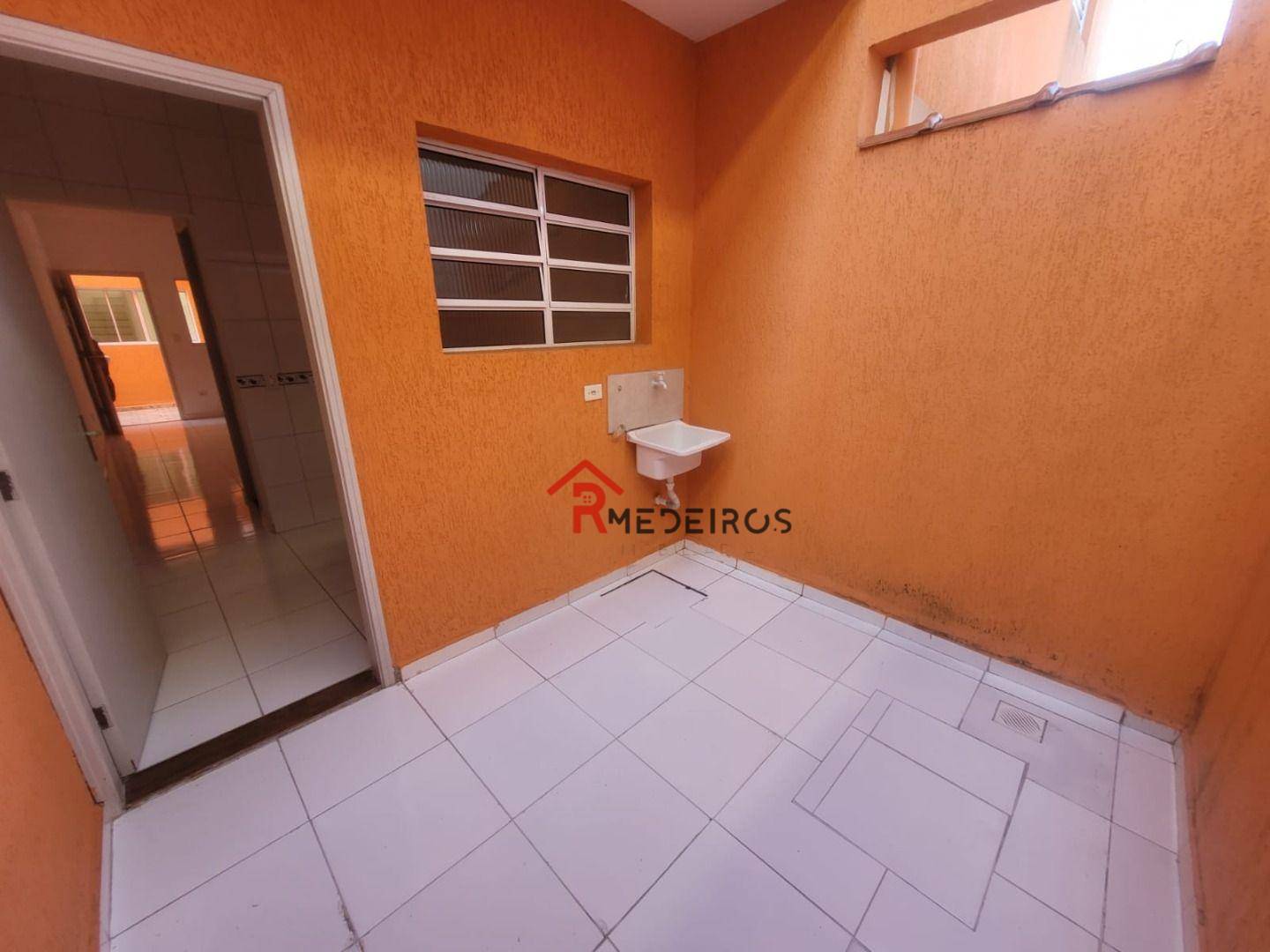 Sobrado à venda com 2 quartos, 60m² - Foto 14