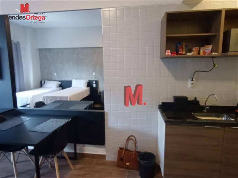 Apartamento à venda com 1 quarto, 30m² - Foto 11