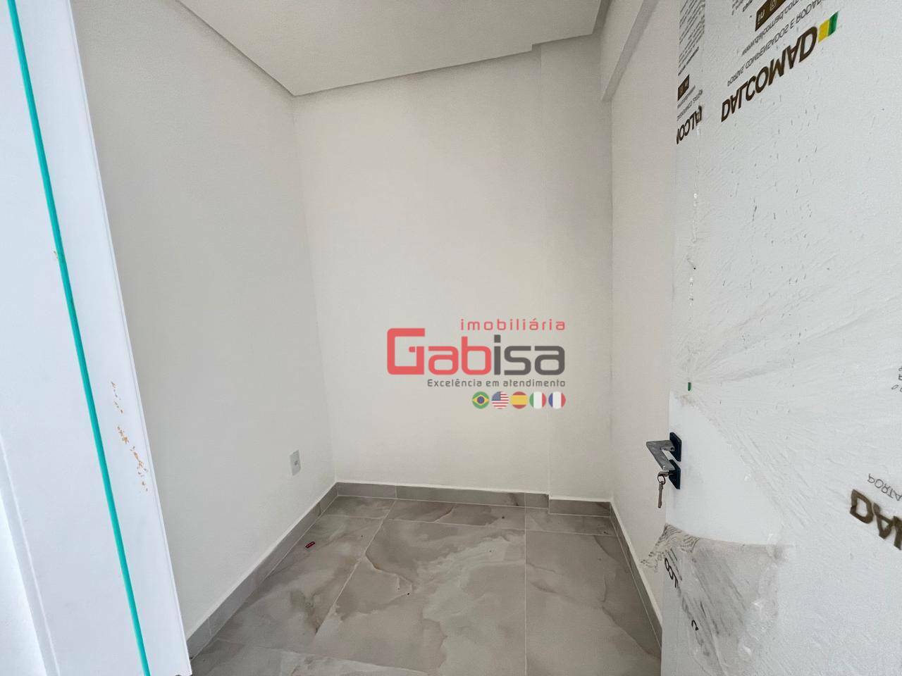 Apartamento para alugar com 4 quartos, 135m² - Foto 8