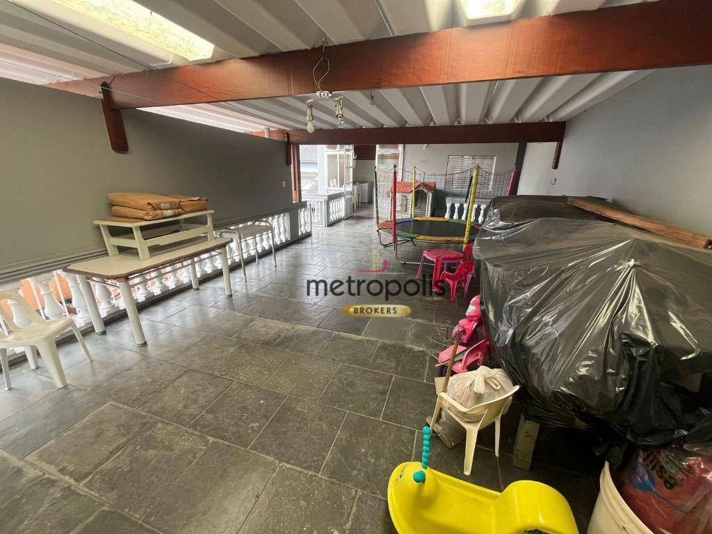 Casa à venda com 3 quartos, 294m² - Foto 20