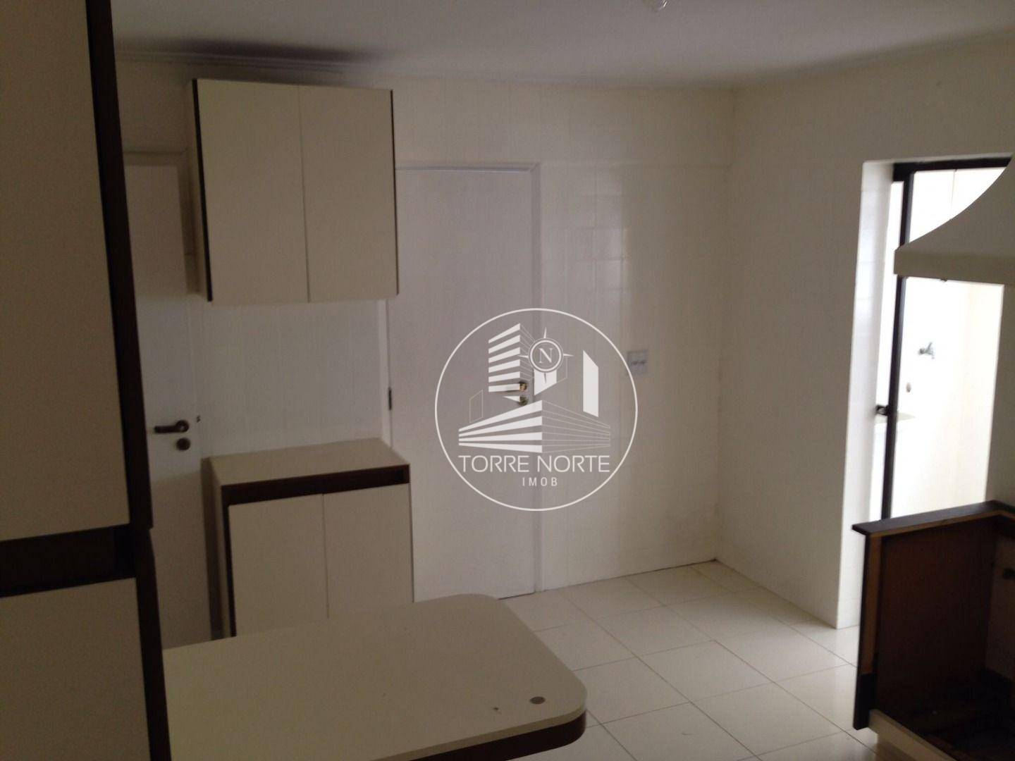 Apartamento à venda com 4 quartos, 153m² - Foto 7