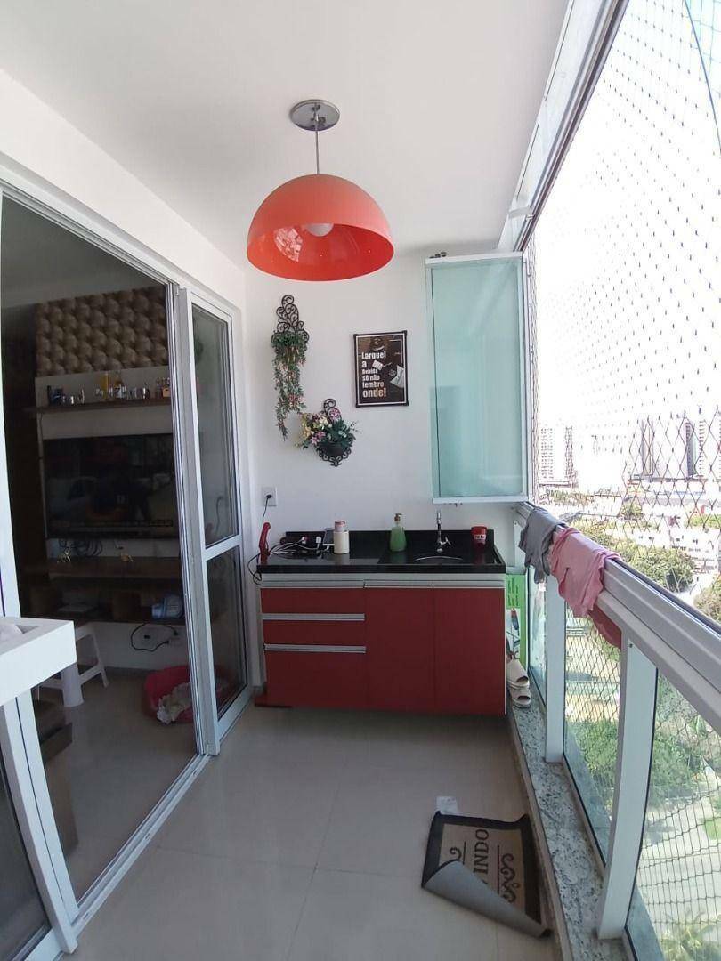 Apartamento à venda com 2 quartos, 60m² - Foto 1