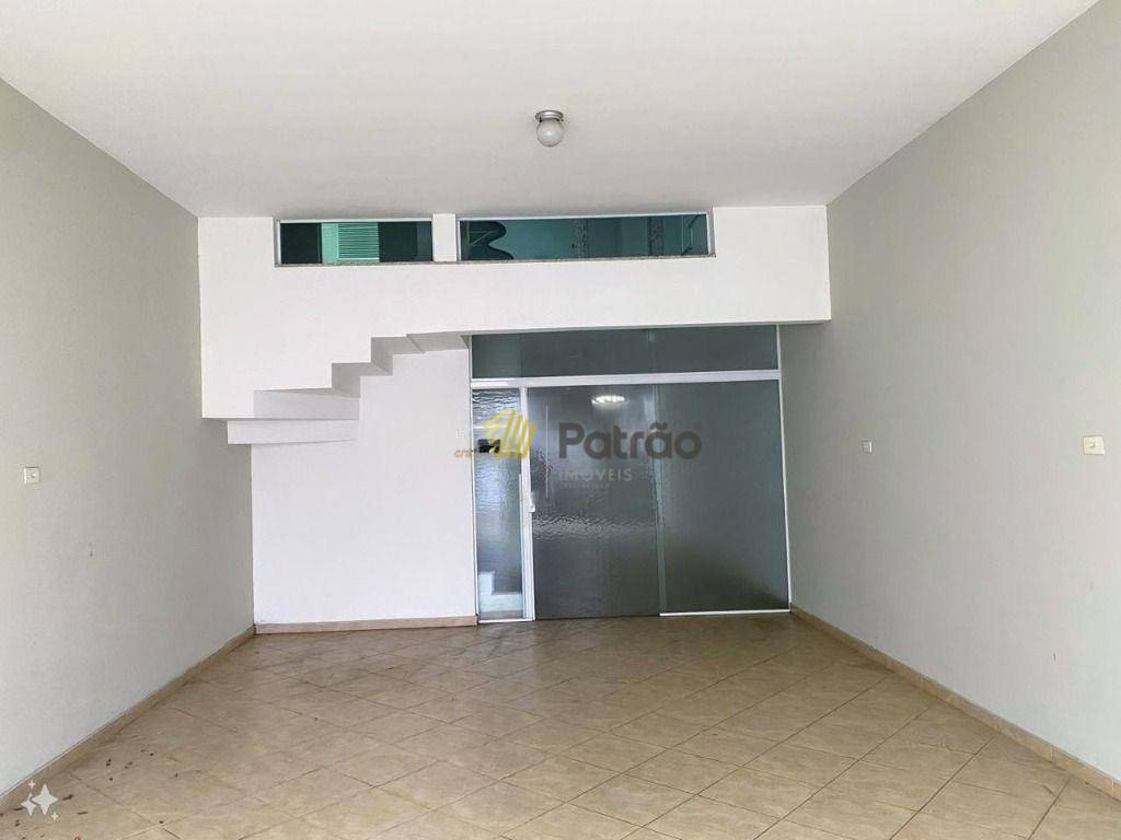 Sobrado à venda com 4 quartos, 216m² - Foto 6