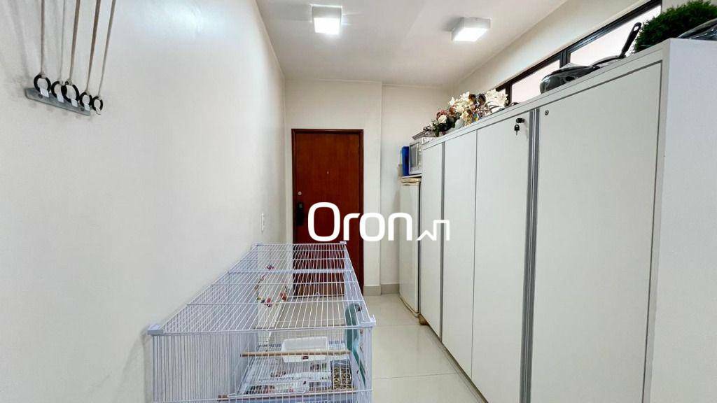 Apartamento à venda com 4 quartos, 204m² - Foto 13