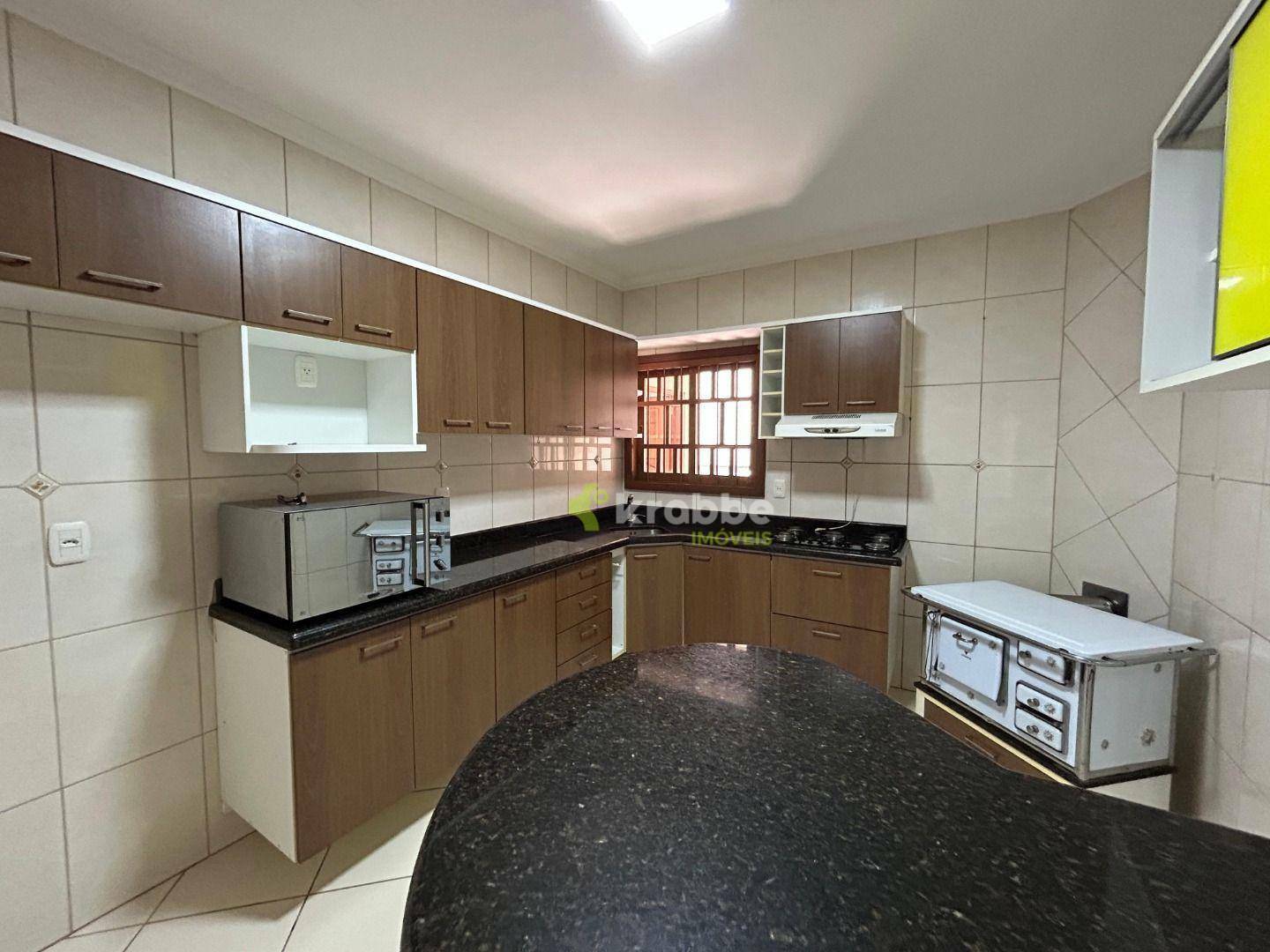 Casa, 4 quartos, 247 m² - Foto 9