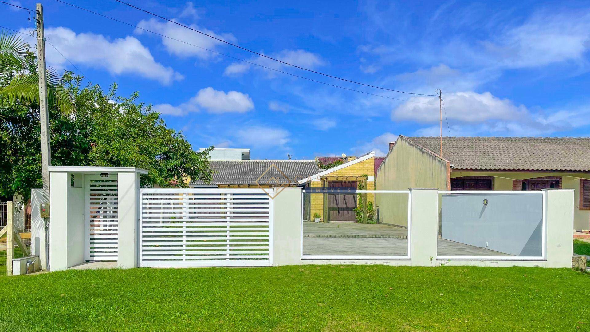 Casa à venda com 3 quartos, 100m² - Foto 1