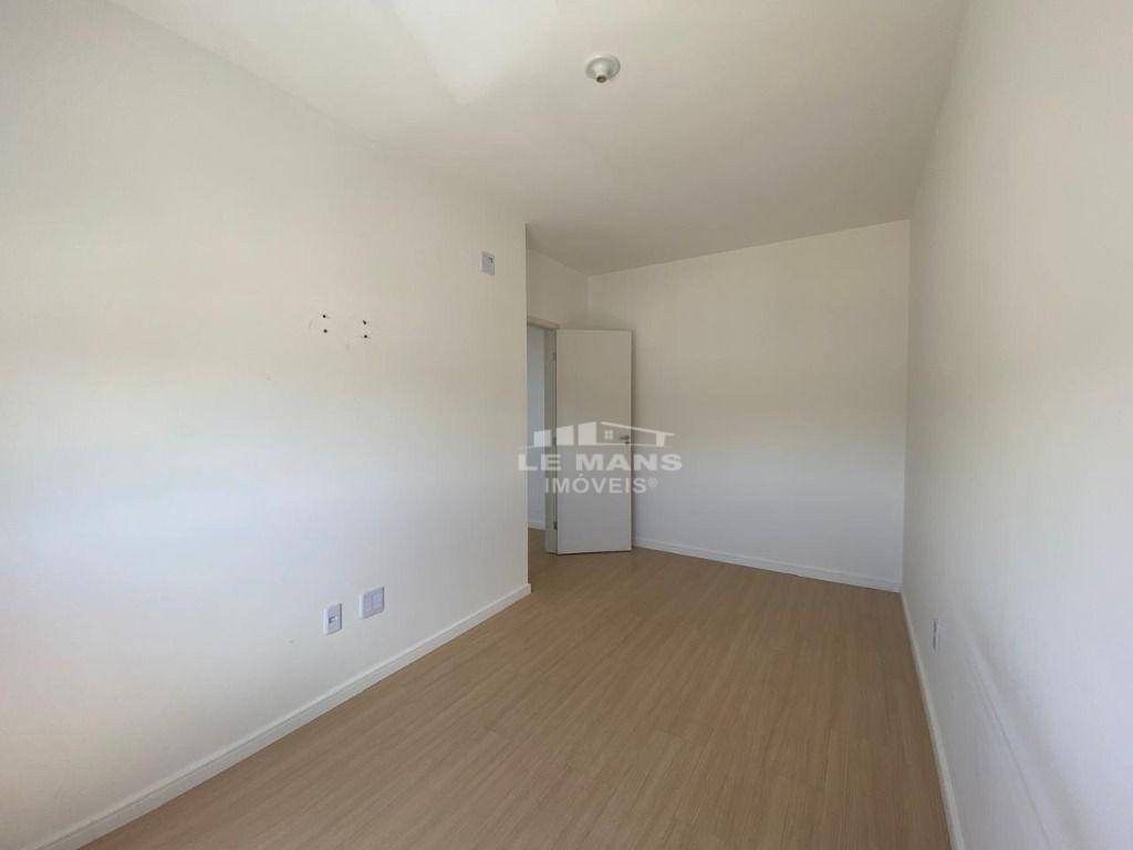 Apartamento à venda com 2 quartos, 58m² - Foto 15