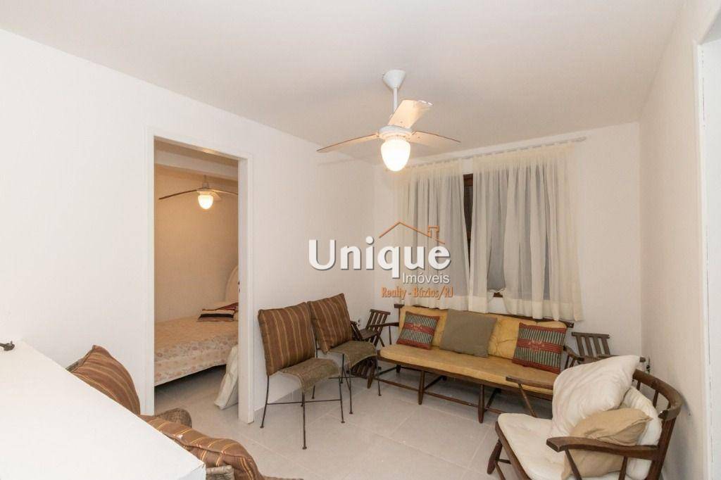 Casa à venda com 6 quartos, 250m² - Foto 27