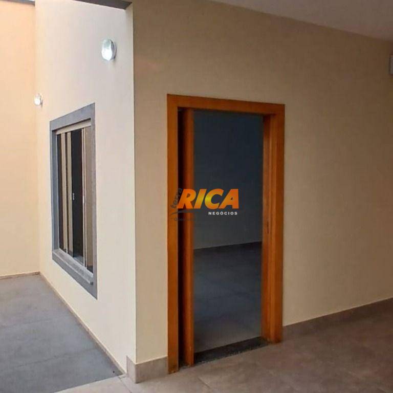 Casa à venda com 2 quartos, 113m² - Foto 5