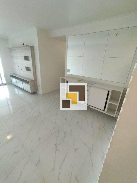 Apartamento à venda com 3 quartos, 77m² - Foto 4