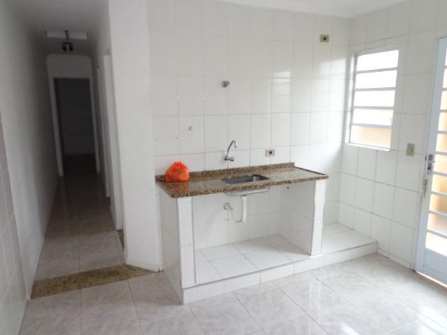 Casa à venda com 2 quartos, 70m² - Foto 5