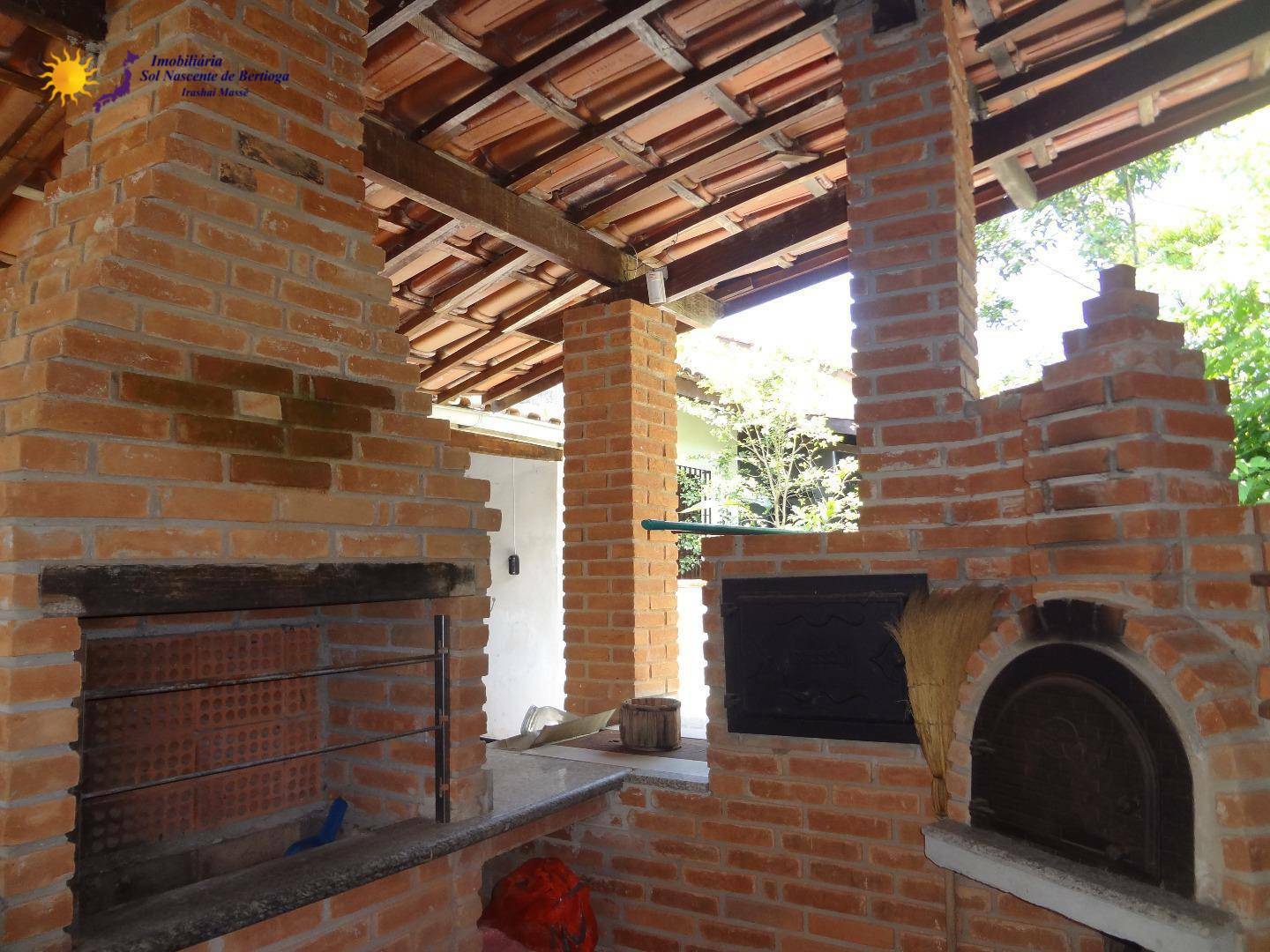 Casa à venda com 3 quartos, 200m² - Foto 12