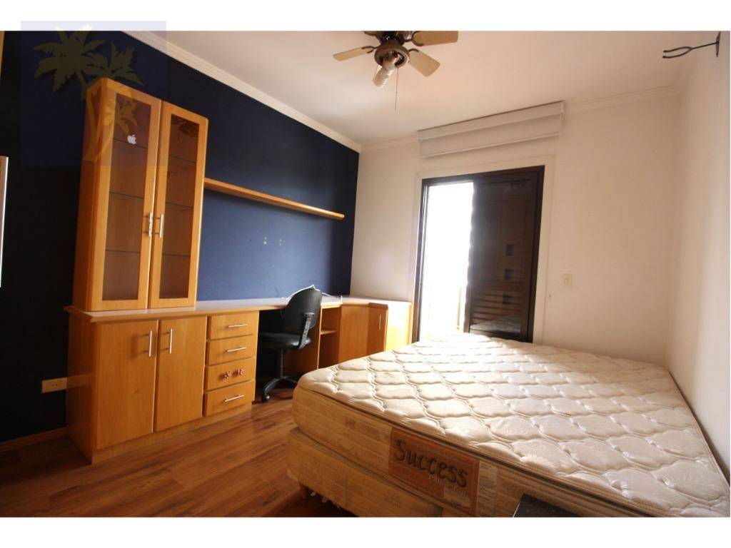 Apartamento à venda com 3 quartos, 140m² - Foto 18